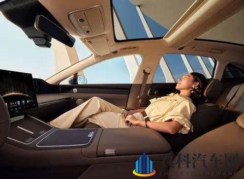 新款享界S9预售72小时 订单破8000台-2