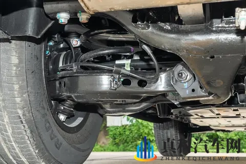 实拍体验奇瑞纵横 G700,续航 1400 公里,售价 3299 万起-3