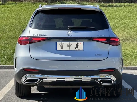 准新奔驰GLC，30万拿下，豪华触手可及！-1