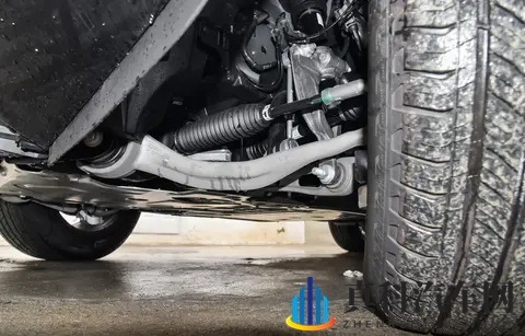 阿维塔12四激光版发布，华为技术打造豪华新标杆-1