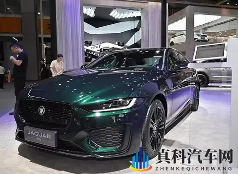 想花十几万买 “有面儿” 的车，看遍凯美瑞、天籁总觉得缺豪华感-3