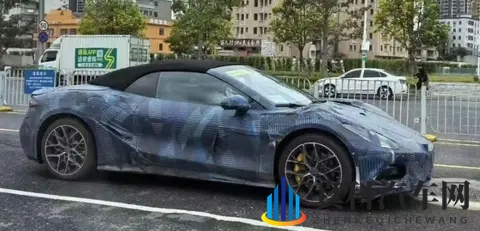 腾势Z敞篷跑车曝光！比亚迪的首款敞篷跑车！-3