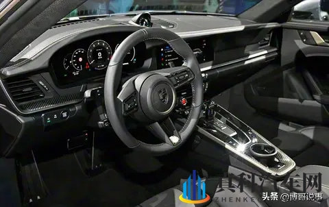 2025 进博会爆款！新款保时捷 911 Turbo S 国内首秀-3