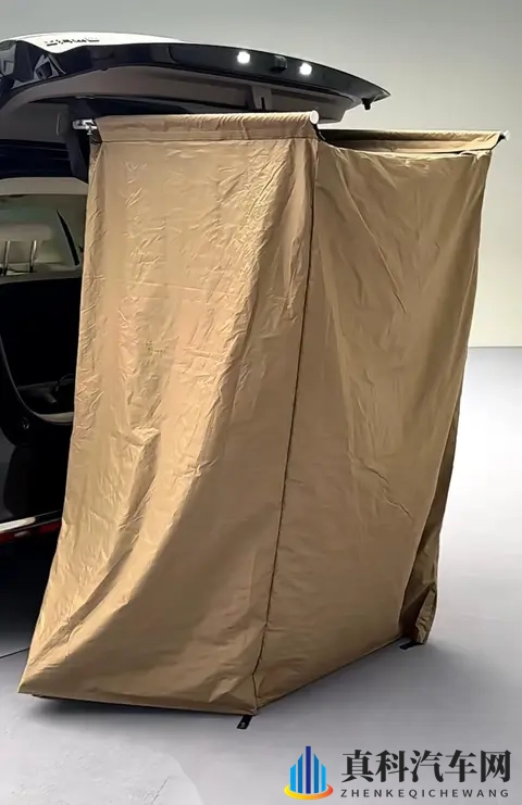 智己 LS9 车载淋浴：戳中痛点还是徒有噱头？-1