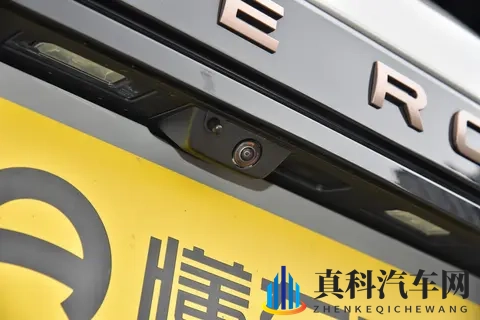 2026款揽胜极光L SE与HSE：哪款更适合你？-3