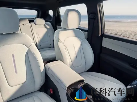 EO羿欧值不值得买?12万级纯电SUV市场迎来“合资新质力”-3