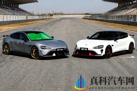 国产性能车硬碰硬,小米SU7 Ultra和极氪001 FR,到底谁更强?-3