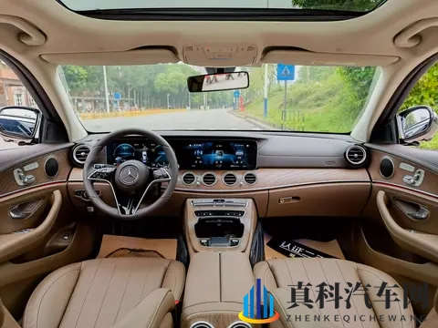 大炕上和亲亲公的乱睡:亲亲公汽车:创新睡眠系统引领舒适出行新潮流-2