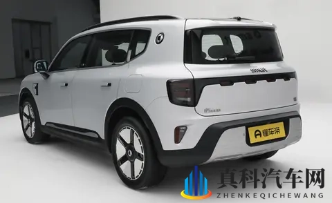 奔驰与吉利联手打造，这款20万级SUV，你觉得如何？-2