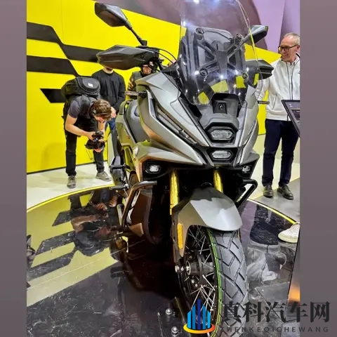 米兰车展：无极双缸踏板SR 450X正式亮相-1