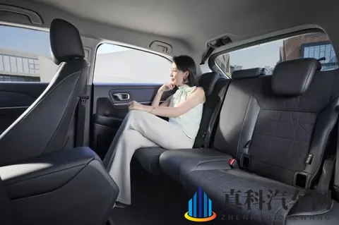 2026款本田缤智正式上市，新增“天澈蓝”车色，配置升级-3