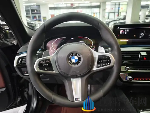 开了3年，打了骨折的宝马5系，落地近50万现在只要一半？-3