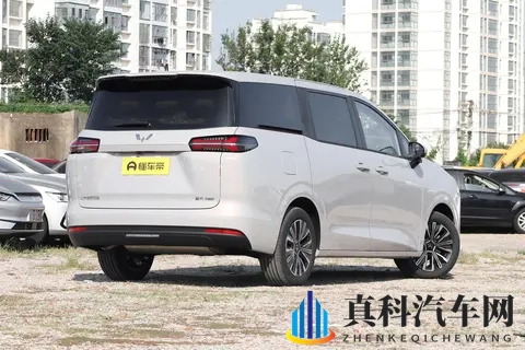 星光730 CVT精英型：均衡实用的家用MPV新选择-1