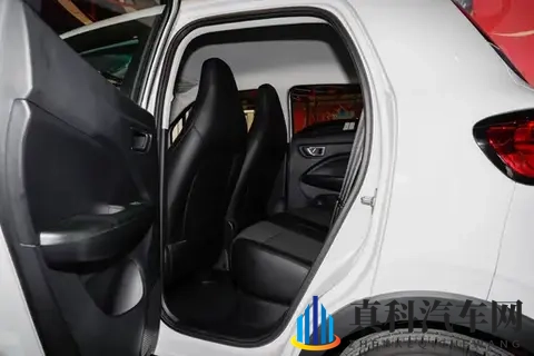 开了三年零跑T03后,我终于明白这车为何能卖爆!-2