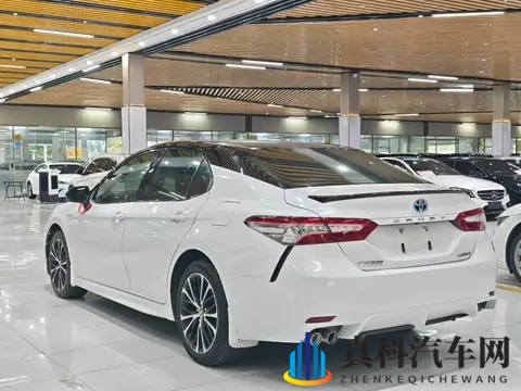 11万多入手丰田凯美瑞双擎，省油家用一手车！-1