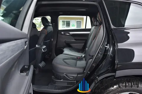 从家用到豪华！一汽丰田三款重磅新车，如何重新定义细分市场？-3