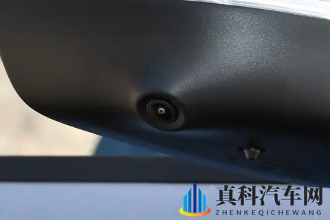 第三代领克03进阶上市,限时权益价1038万元起,家用香吗?-3