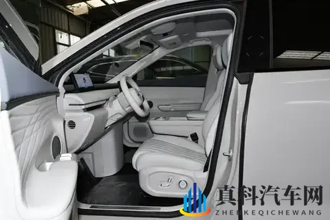 18万多就能买豪华SUV？星纪元ET凭啥这么自信？看完你就明白了-3