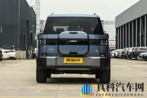 方程豹钛7：一车搞定多场景，大空间+“黑科技”，买得钛对了-2