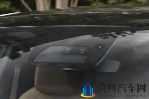 风云T11:以标配即顶配重塑品牌价值,开启奇瑞风云新篇章-1