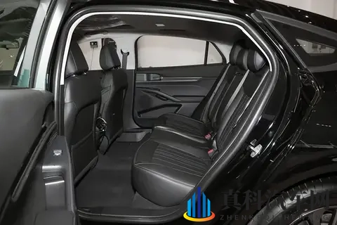 15万落地合资中型车，油耗、空间、动力都给足了惊喜-1