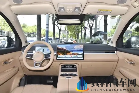 蓝电E5 PLUS：12万级SUV新标杆，适合全家人的高性价比之选-2