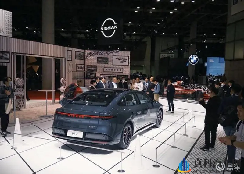 好莱污:好莱坞电影中的不雅现象解析-1