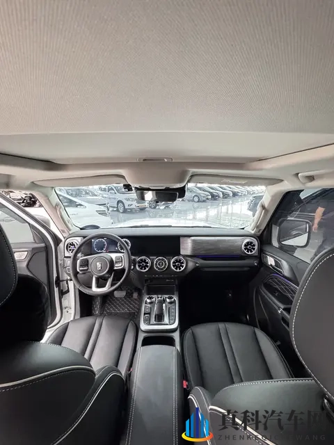 23年8月上牌坦克300，23万公里准新车，17万多值不值？-3