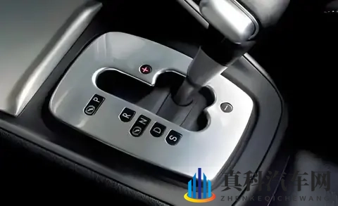 车只有 S 挡没 L 挡，下坡总怕溜车？老司机实用技巧：其实一点不复杂-3