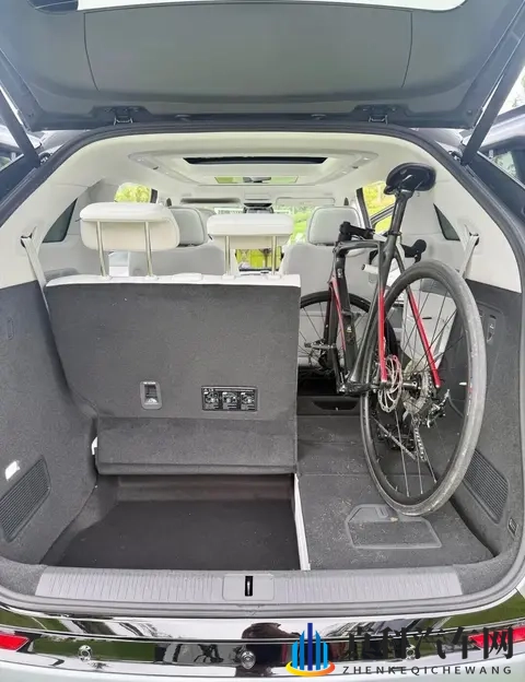 小鹏X9增程版，除了解决里程焦虑，还有哪些变化？-3