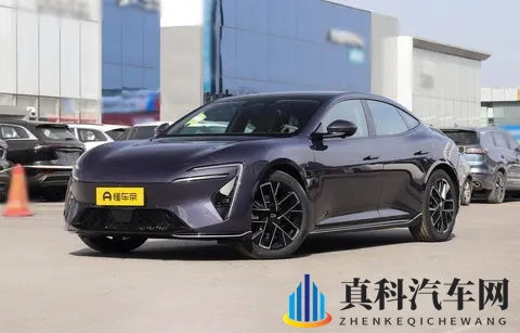 试驾阿维塔06:好车不必取舍 颜值实用性能兼得-1