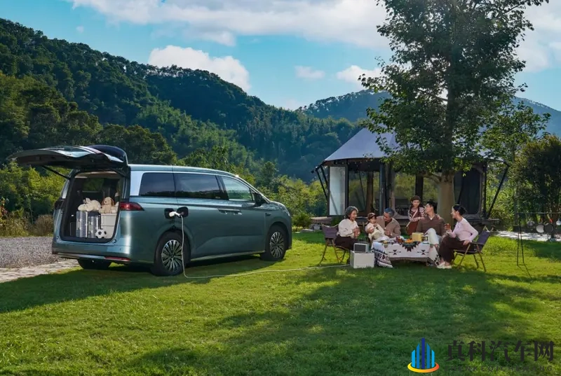 30万级中大型家用MPV天花板！2026款夏携黑科技来袭-1
