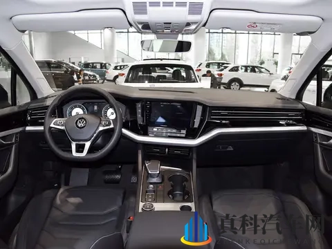 50万级豪华SUV对决 途锐与XC90怎么选？-2