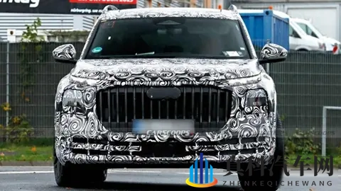 岚图泰山座舱:AI云舒座椅、新版鸿蒙座舱、全车VIP音效-1