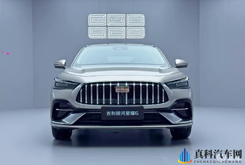 入门60公里纯电续航,星耀6看似鸡肋,6.88万起是大招-1