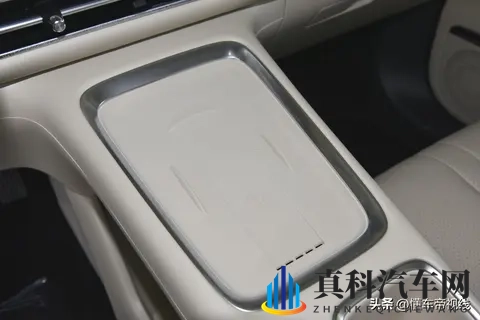 新车  CLTC续航525公里_定位小型车，五菱缤果S将推出新车型-2