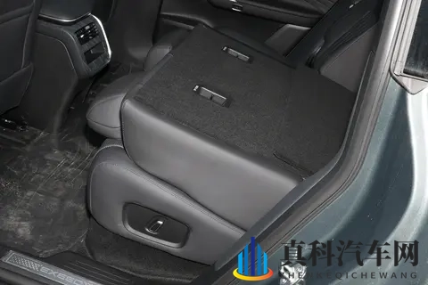 2025 款星途星纪元 ET 深度解析：20 万级价格，竟藏百万级用车体验？-2