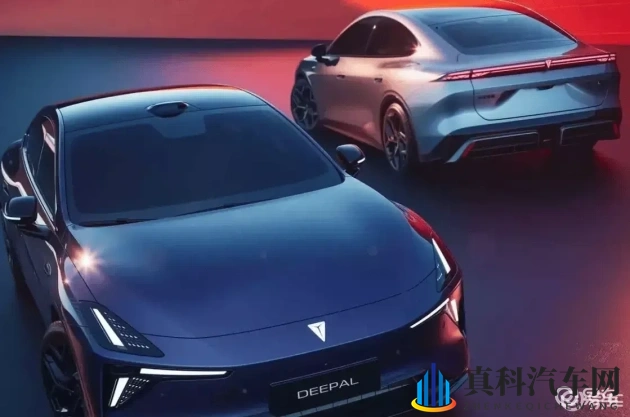 中国壮男军人自慰：我国健壮军人私下行为曝光-1