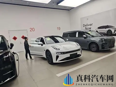 四年观望一朝入手！同事阅车无数为何独爱焕新极氪 001？-2