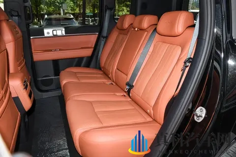 方程豹钛7：科技大空间SUV，解决家庭用车痛点，选TA就对了-2