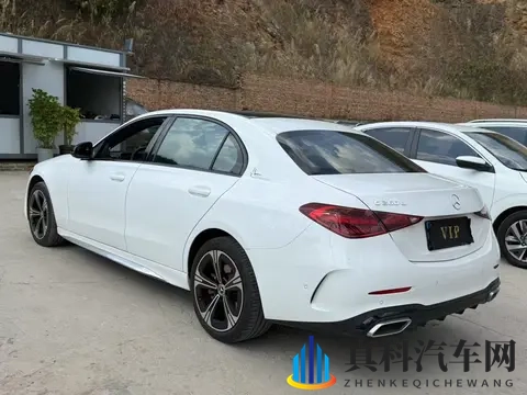 22款奔驰C级：6万公里，圆你奔驰梦，轻奢之选？-3