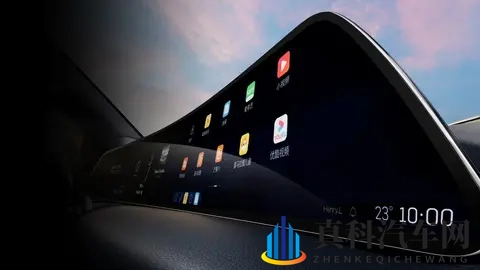 别只关注宝马3系了,不如看看这台20万内的“后驱王”-3