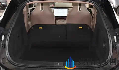 豪华智能新体验！阿维塔07 以全能配置打造高端纯电出行-2