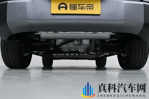 方程豹钛7：科技大空间SUV，全家出行皆能尽享舒适体验-2