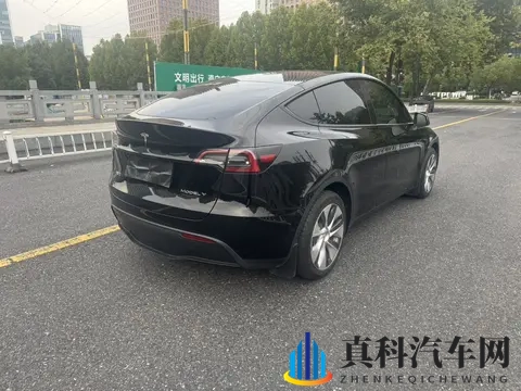 17万不到，圆你特斯拉梦！21款Model Y代步通勤真香-1