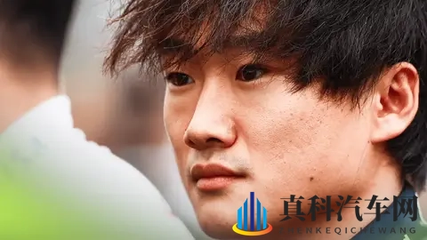 角田裕毅2026红牛席位待定，凭状态争取留队机会-1