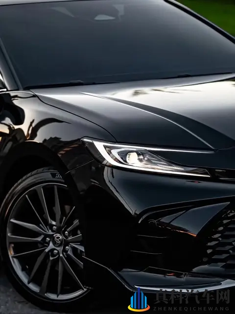 丰田凯美瑞降价后 13 万 直接把家用 B 级车的 “痛点” 全解决了！-1