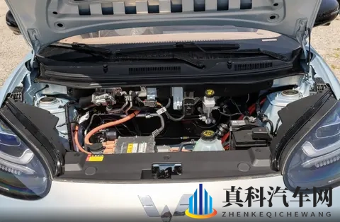 小巧好开，配置丰富，用车成本低，家用代步可以看看它-3