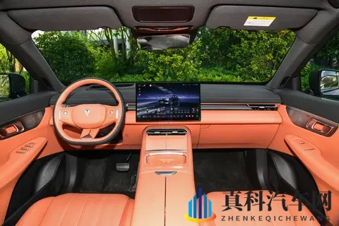 华为乾崑ADS SE加持,轴距2900mm,试驾深蓝S07 2026款,值得选吗?-2