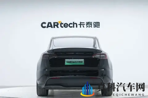 15万多拿下准新特斯拉Model Y,通勤代步真香?-1